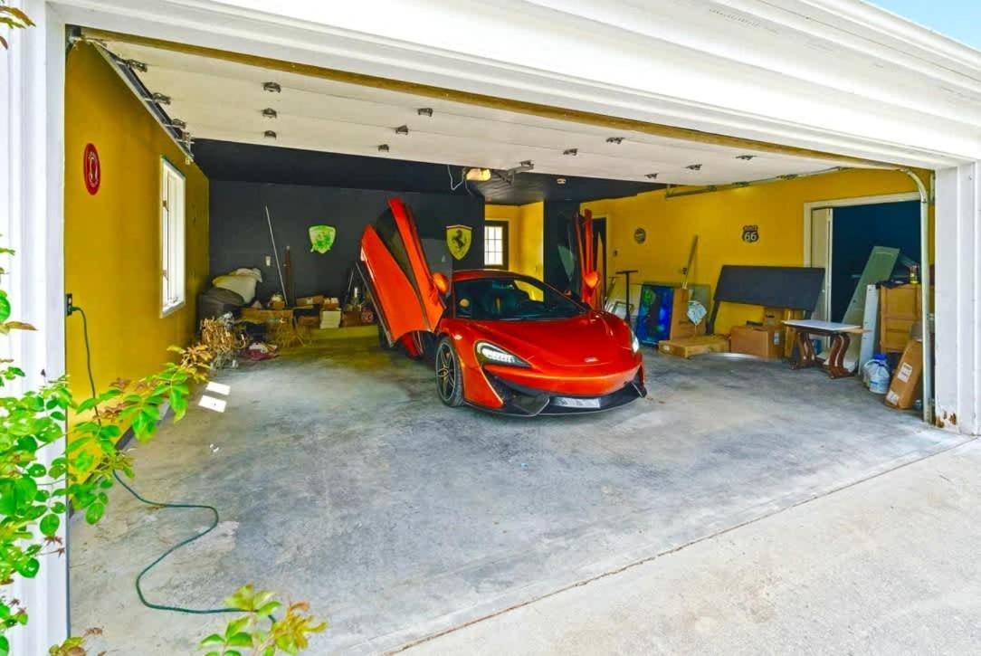 Big Stone Gap Gated Mansion - Basketball Court Movie Theater Views 빌라 외부 사진