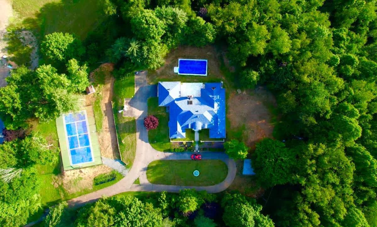 Big Stone Gap Gated Mansion - Basketball Court Movie Theater Views 빌라 외부 사진